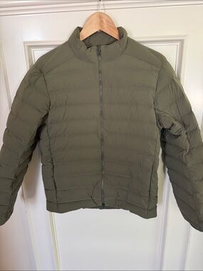 Lululemon navigation down jacket